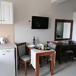 Ta Didymakia Apartments. Argostoli (Kefalonia)