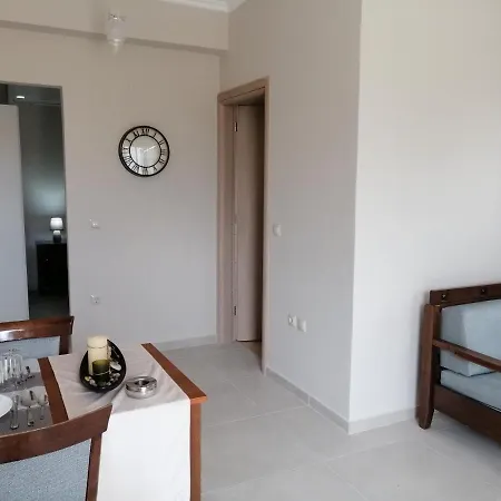 Ta Didymakia Apartments. * Αργοστόλι